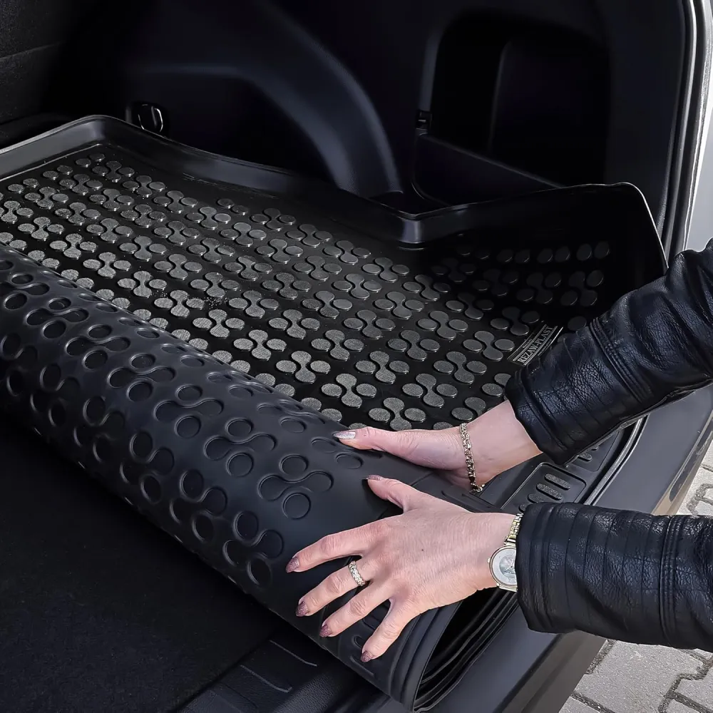 Covoraș de portbagaj Rezaw-Plast pentru Volkswagen Tiguan I SUV (2007-2017) - 5 locuri, cu roată de rezervă (dimensiune co...