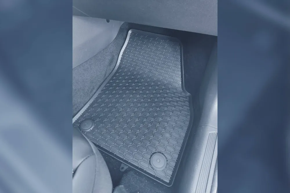 Covorașe de cauciuc Geyer&Hosaja pentru VW Polo (2017+)