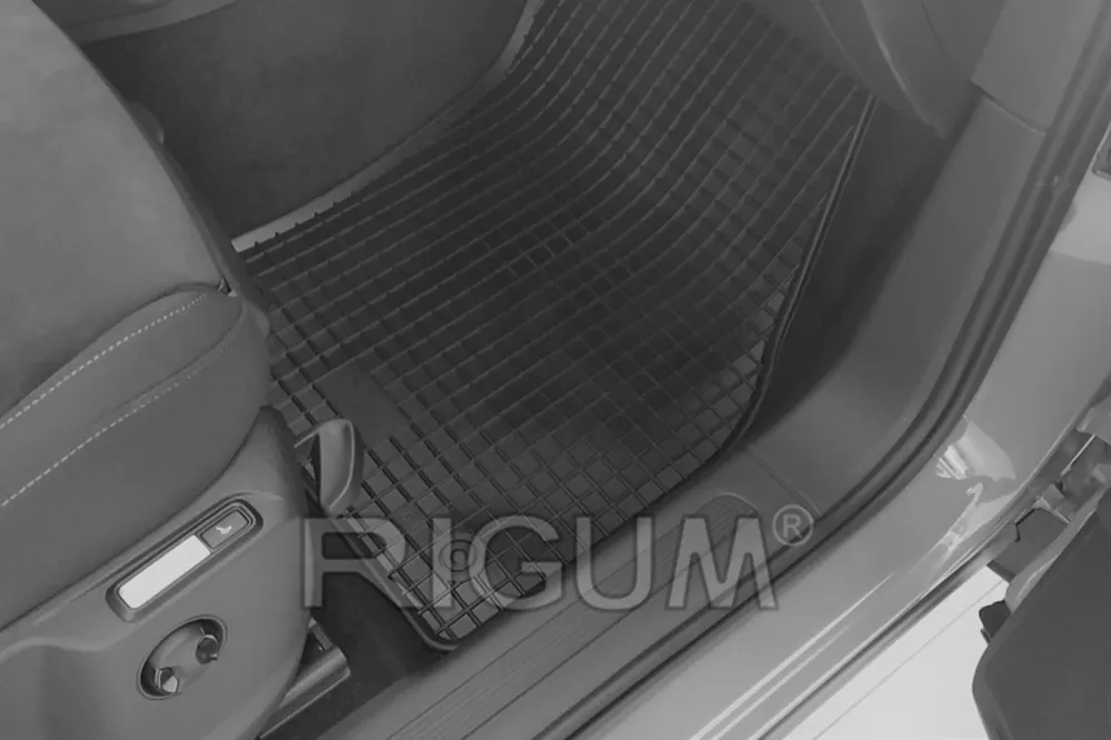 Covorașe din cauciuc Rigum pentru VW Tiguan (2016-2023)