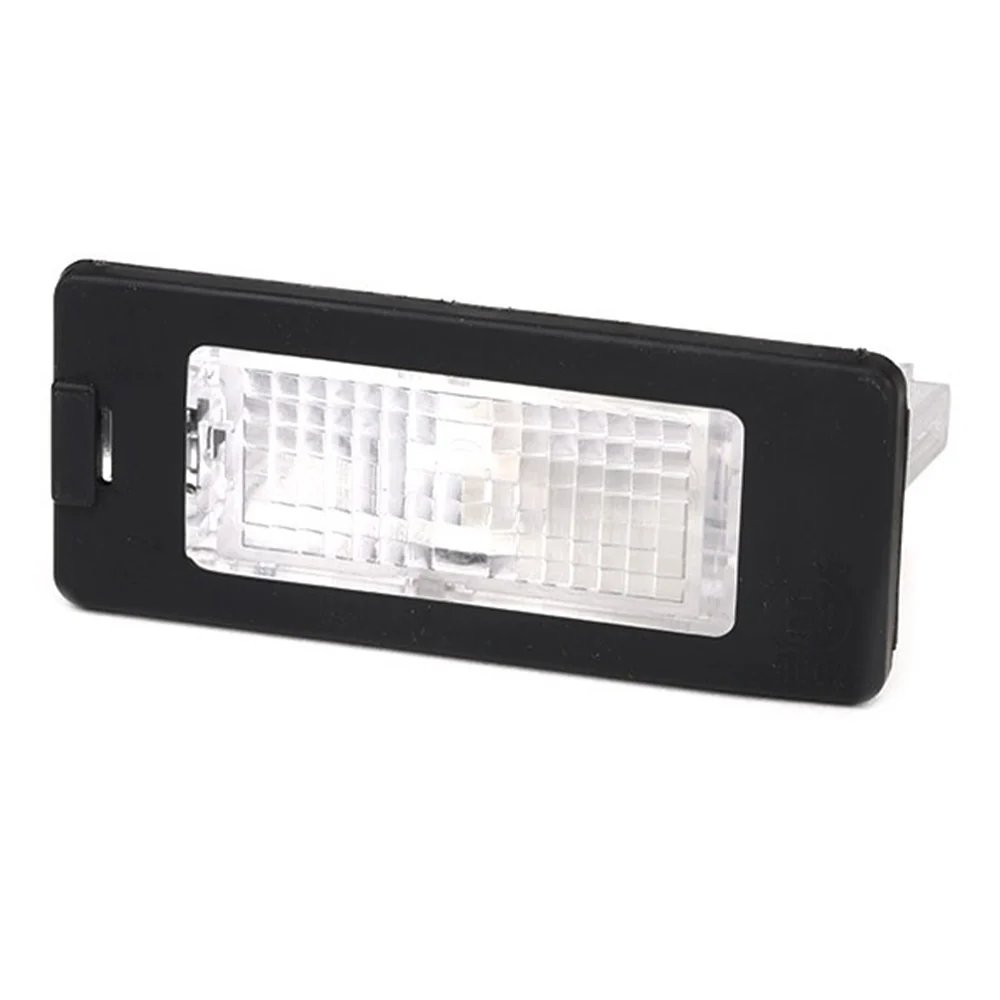 Iluminare plăcuță de înmatriculare Seat Ibiza IV 2010-2016