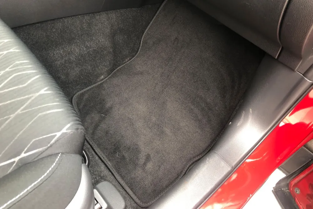 Moketni stelki Petex pentru Mitsubishi Eclipse Cross (2018+) Stil, 4 părți, niello